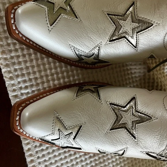 NWT Originally $350 Ariat Casanova Star X Toe Western Boot in Pearl Size 7 - Picture 7 of 13